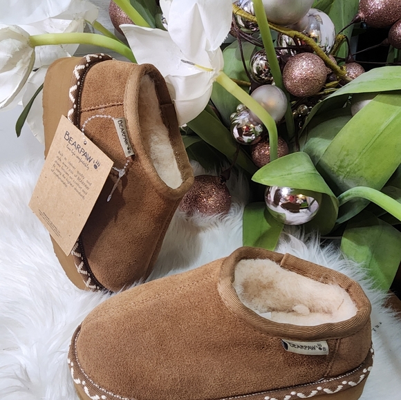 Bearpaw Tabitha Youth Slippers new - Picture 2 of 5